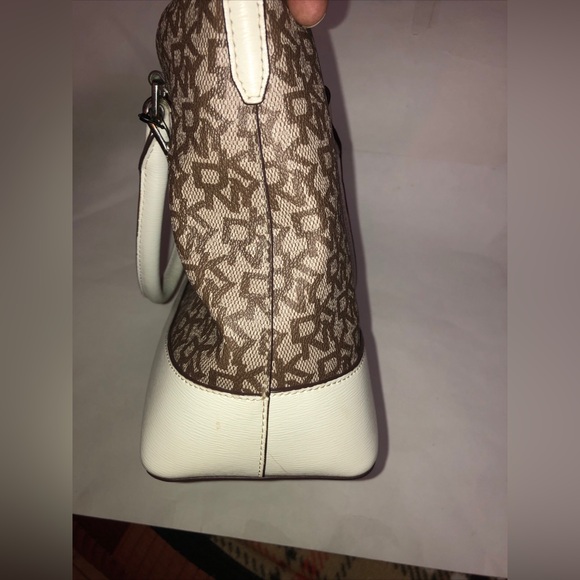 DKNY Donna Karan Leather Purse Logo Pattern W Silver Charm Detachable Authentic - Picture 9 of 16